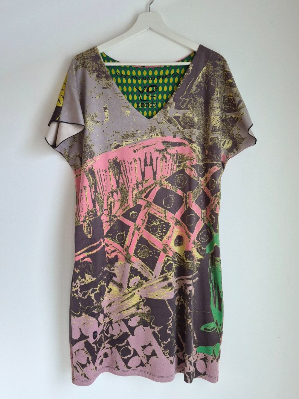 VOLT Design ANA No. 401 Reversible Wearable Art Dress – Size 2